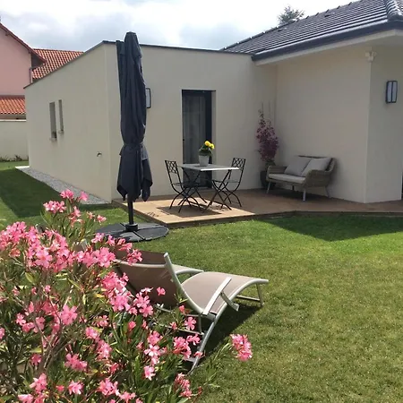 Du Cote De Chez Paule, Avec Entree Independante Et Salle D'eau Privative Frühstückspension Séméac