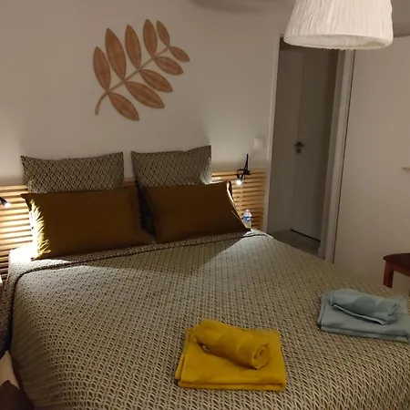 Du Cote De Chez Paule, Avec Entree Independante Et Salle D'eau Privative فندق مبيت وإفطار Séméac