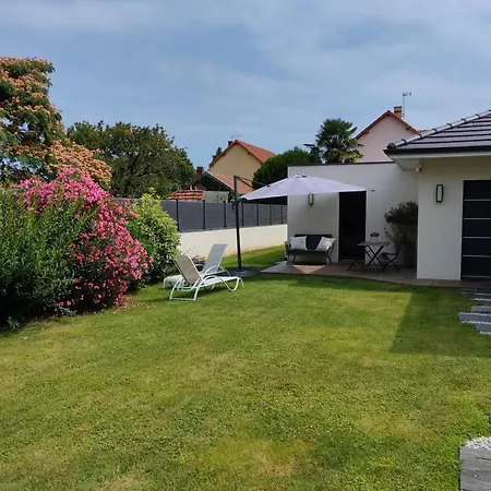 Du Cote De Chez Paule, Avec Entree Independante Et Salle D'eau Privative 3*