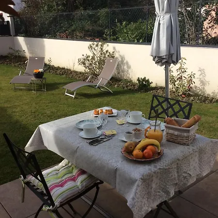 Du Cote De Chez Paule, Avec Entree Independante Et Salle D'eau Privative Séméac