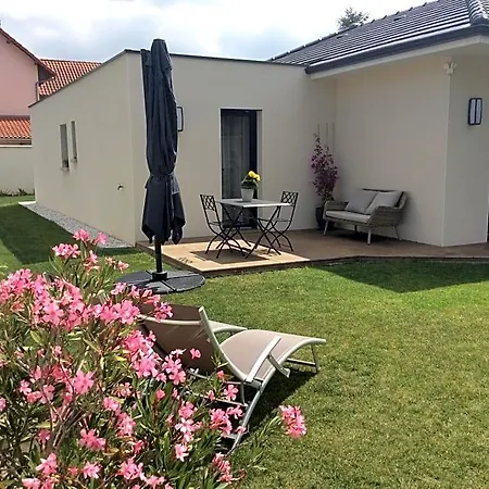 B&B Du Cote De Chez Paule, Avec Entree Independante Et Salle D'eau Privative Séméac