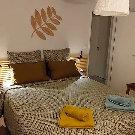 Du Cote De Chez Paule, Avec Entree Independante Et Salle D'eau Privative B&B 3*