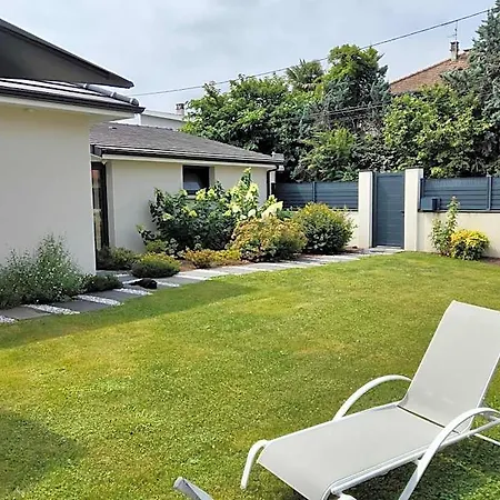 Du Cote De Chez Paule, Avec Entree Independante Et Salle D'eau Privative 3*