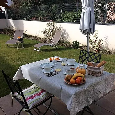 Du Cote De Chez Paule, Avec Entree Independante Et Salle D'eau Privative Séméac